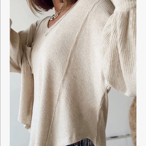 Women's Casual V Neck Balloon Sleeve Pullover Tunic Top - Picture 3 of 11